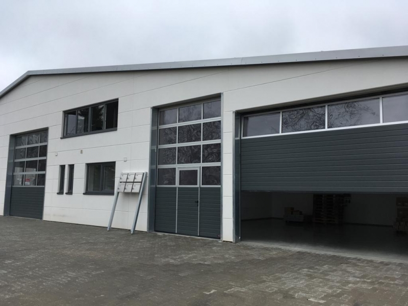 Neue Lagerhalle Miki Pulley AG